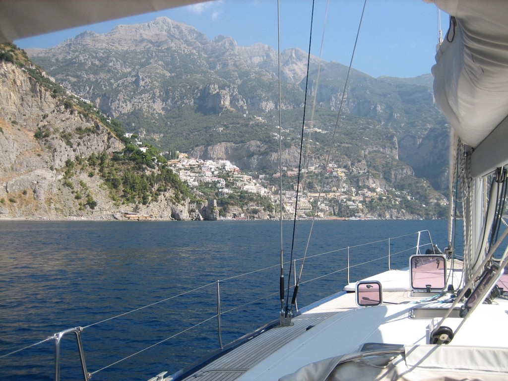 Italy - arriving in Positano © Maggie Joyce - Mariner Boating Holidays http://www.marinerboating.com.au